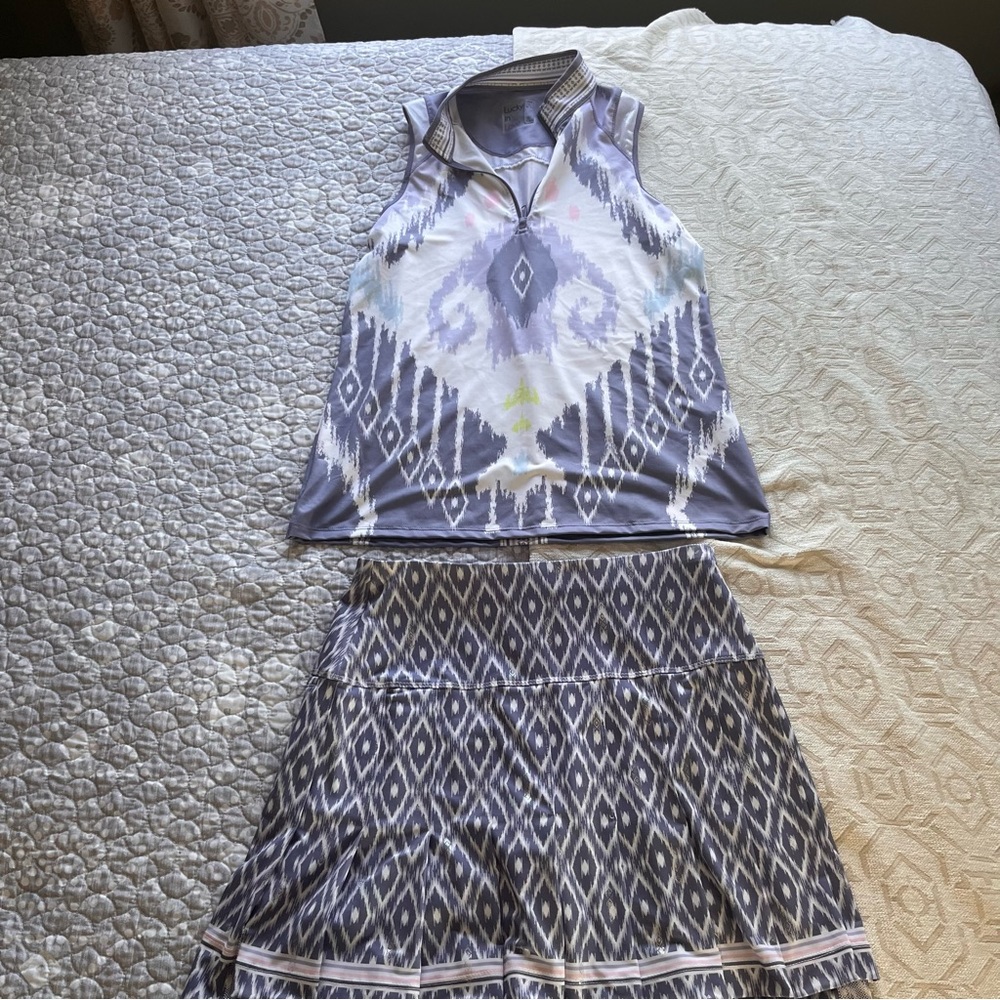 Lucky in Love Lavender and White two piece set. Women’s size small.